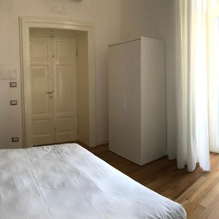 טאראנטו Lo Schiaccianoci B&B מראה חיצוני תמונה